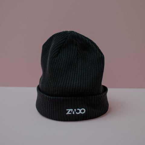 zwoo beanie mit logo bestickt